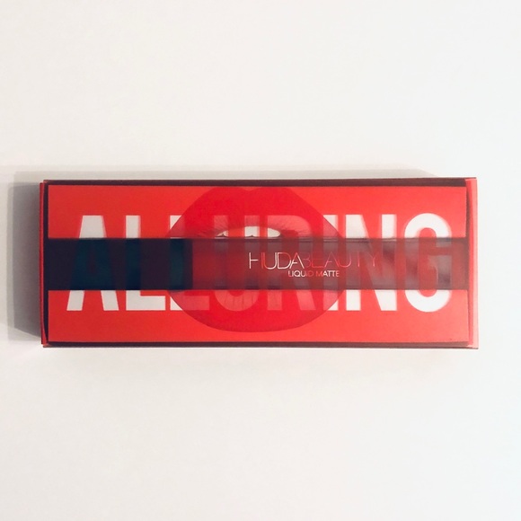 HUDA BEAUTY 💋 Matte Liquid Lipstick - Picture 1 of 4